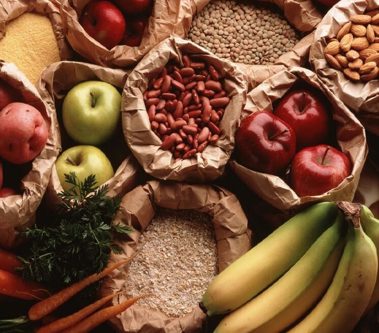 Χρήσιμες τροφές για διαιτητική προετοιμασία για τον καθαρισμό του οργανισμού από τα παράσιτα